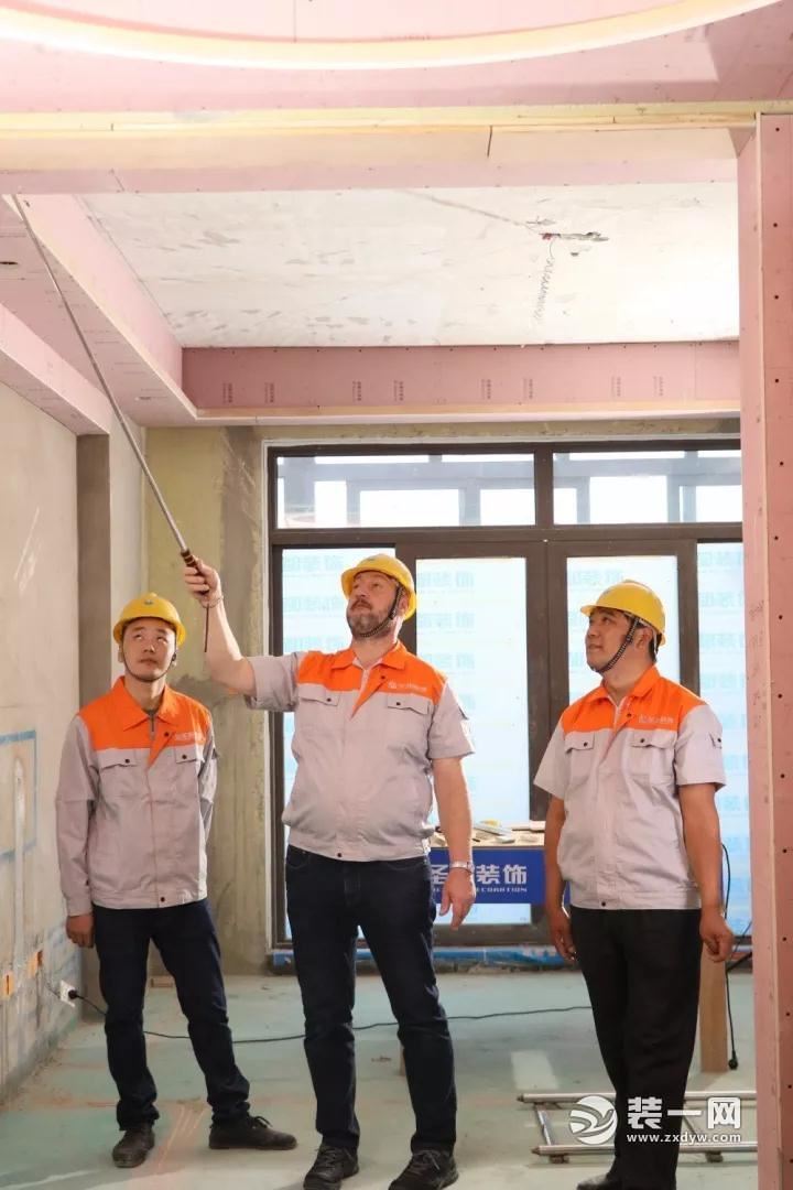 雨季施工专项方案_吊篮施工专项方案_装饰装修专项施工方案