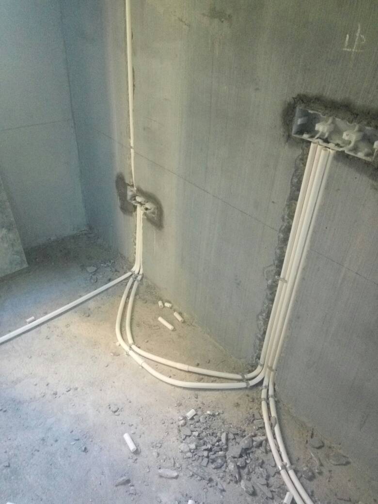 装修水电工艺_装修要给物业水电安装图的吗？_水电装修水管