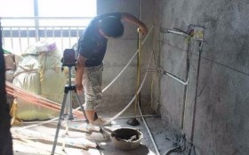 装修招聘工人_装修水电工人_自己找工人装修