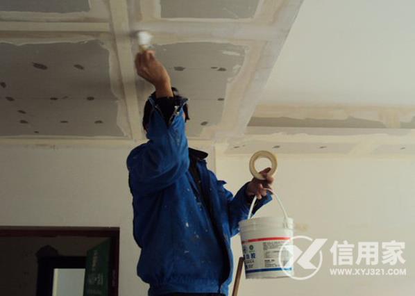 装修油漆工大概多少钱一平方
