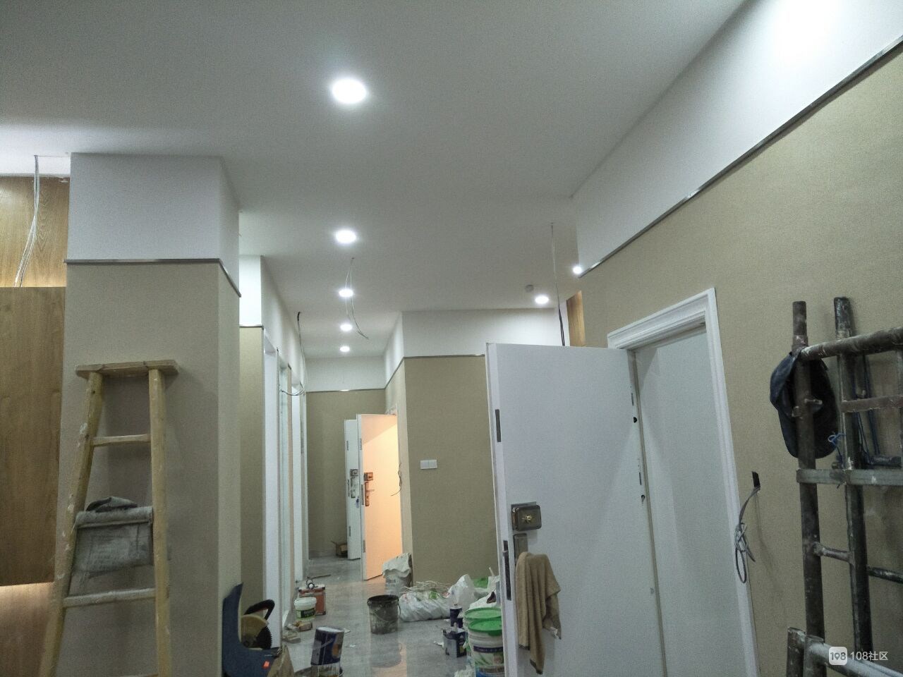 装修环保油漆_装修墙面油漆工序_装修 油漆 时间