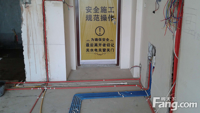 室内家装施工流程_室内给排水施工验收规范_室内装修施工标准
