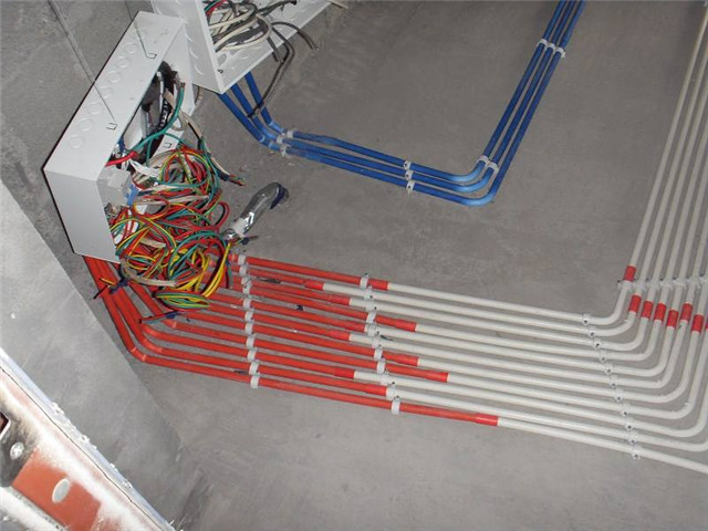 家具展厅电工装修价格_装修电工接活网_装修水电工具