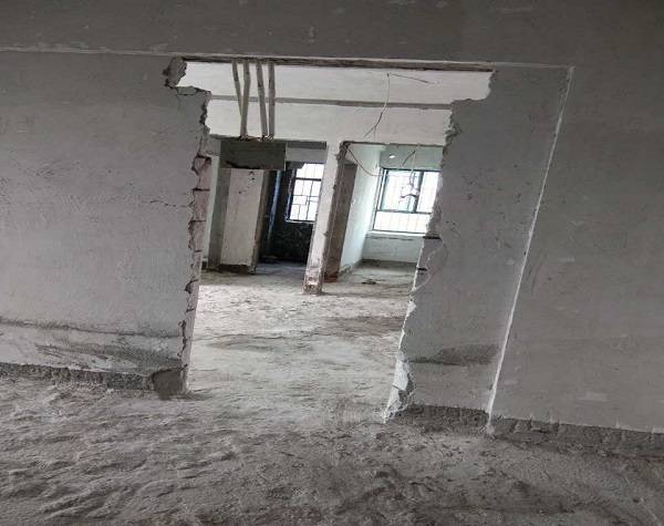 装修拆除施工_水泥烟囱拆除施工价格_卫生间厨房免拆除防水工程施工