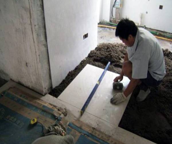 硅藻泥 施工工艺_装修公司泥瓦施工工艺_水泥自流平施工工艺 装修