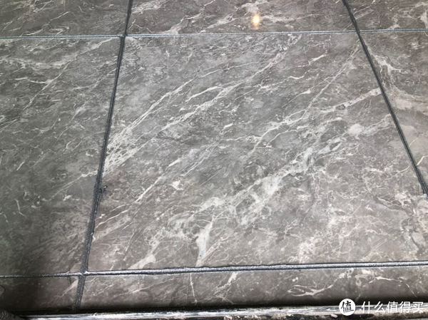 树脂瓦是什么材料_强力胶粉泥是什么材料_装修泥瓦材料