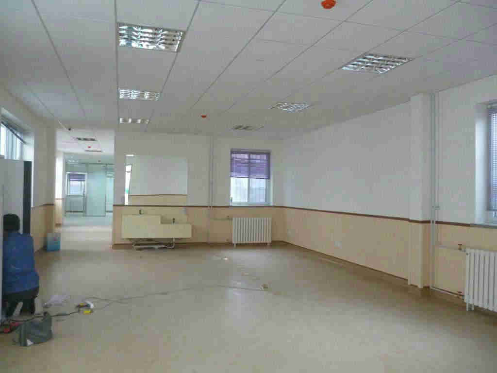自助餐厅装修效果工业风图_装修新房的施工步骤流程_装修施工效果图