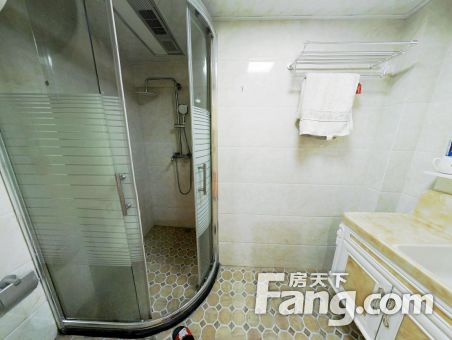 起居室设计一起装修网装修效果图_卫生间门间门装修效果图_卫生间装修设计图