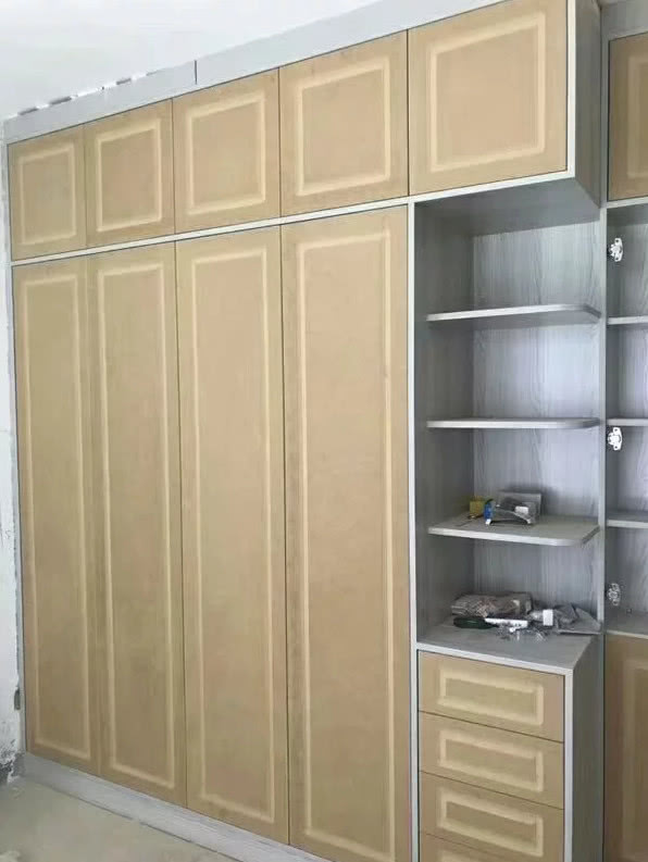 装修木工用免漆板好吗_橱柜门用uv板好还是烤漆板好_装修用奥松板怎么样
