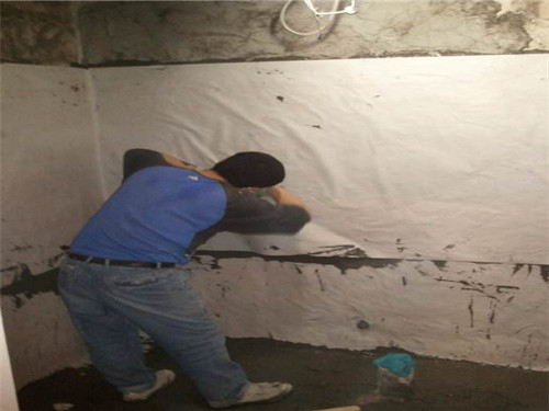 自建房做完防水要多久才可贴砖？防水施工后瓷砖贴不牢怎么办？