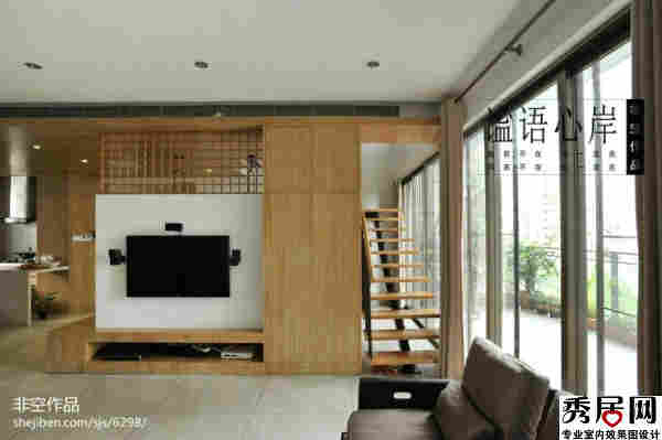 室内带楼梯的电视背景墙装修效果图 住宅实木楼梯装修设计图片