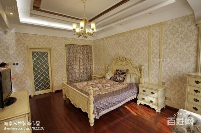 油漆喷枪哪个牌子好_一面墙布三面油漆_装修贴墙布跟油漆哪个牌子好