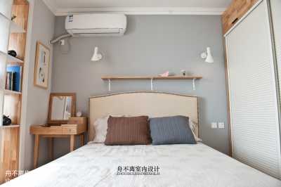 小户型卧室轧形储物空间 节省利用空间创意装修效果图