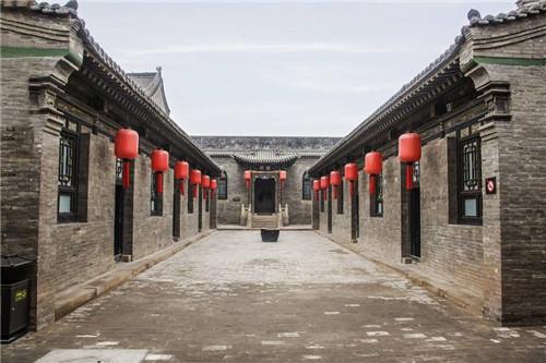 北方迎来雨雪降温，南方艳阳高照_装修施工北方南方_北方暴雪 南方暴雪
