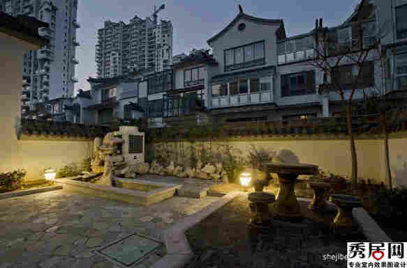 北京朝讯天鸯卵色地面搭配深灰色瓦砖装修效果图