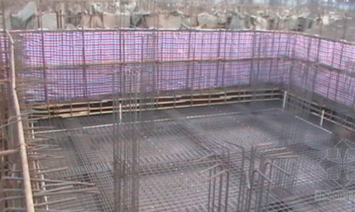 幕墙保温施工工艺_冬季装修施工如何保温_建筑屋面防水保温施工
