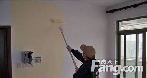 装修油漆工序要多久_装修油漆师傅_装修要刷几遍油漆