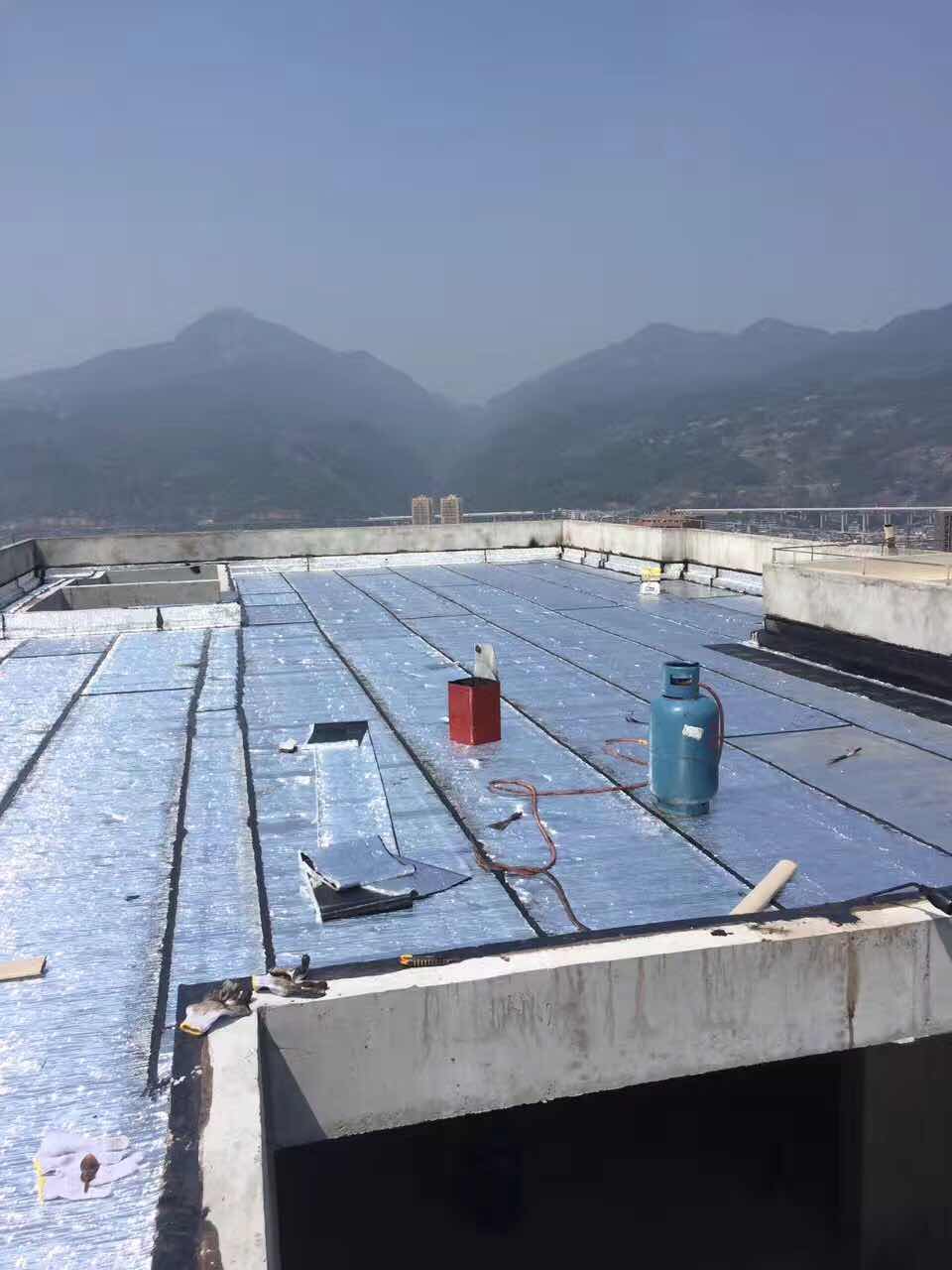 房顶隔热防水_顶层隔热防水装修_顶层楼房如何吊顶隔热