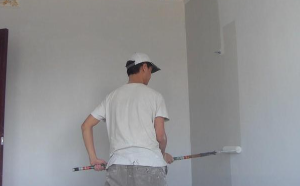 装修先装柜子还是先刷墙