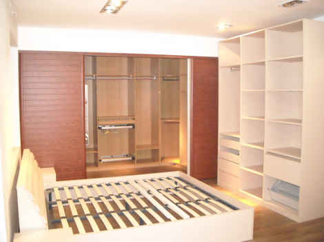 青色瓷砖外墙房屋图_房屋装修先进木工还是瓷砖_做瓷砖店斜坡木工做法
