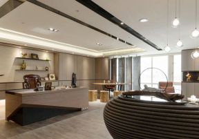 董事长办公室装修实景图 董事长办公室刀鲁ぐ旃易靶扌Ч计? style=
