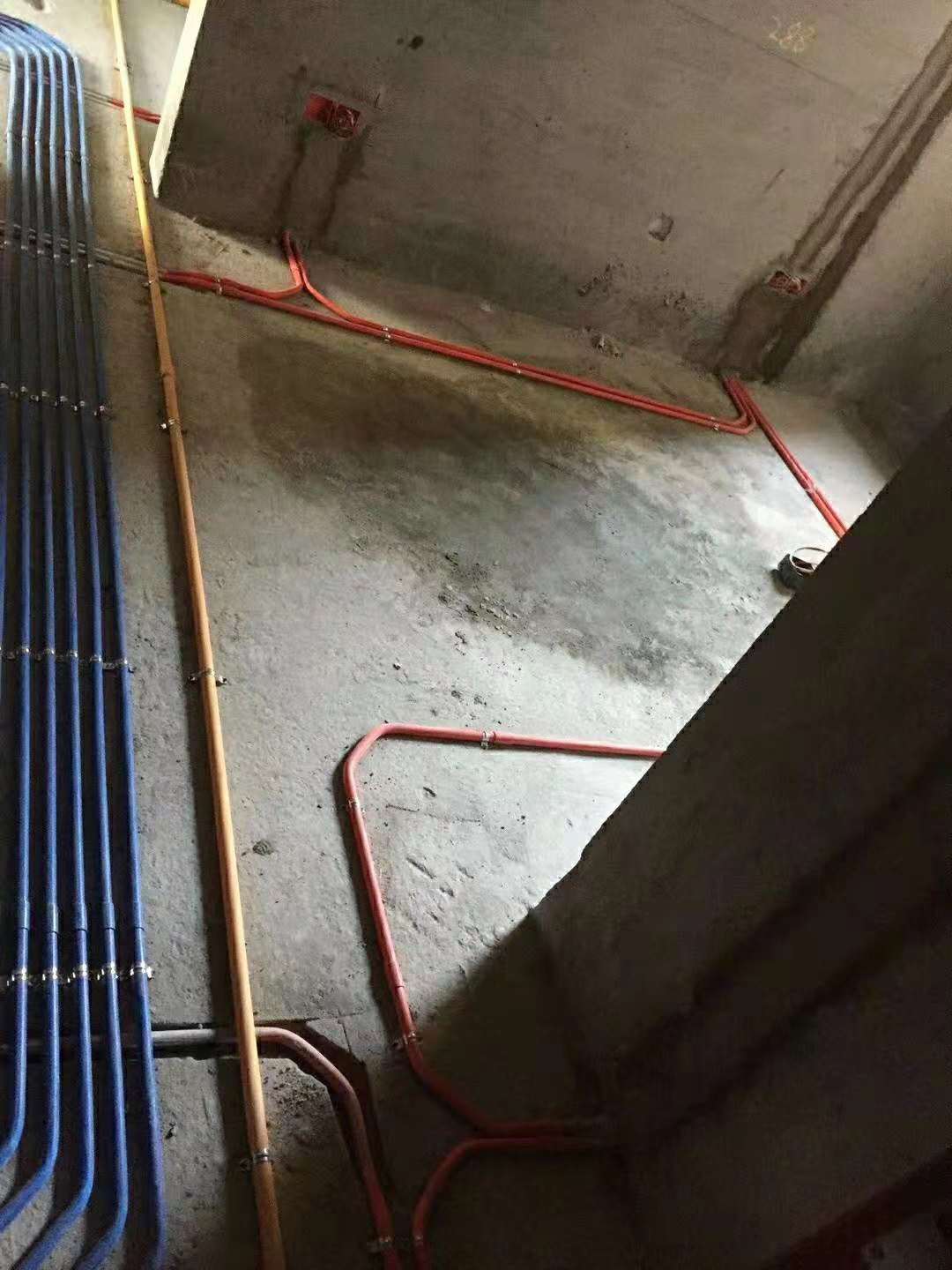 怎么鉴别施工队的泥瓦水电装修质量_泥木水电哪个行业好_水电水利工程爆破施工技术规范