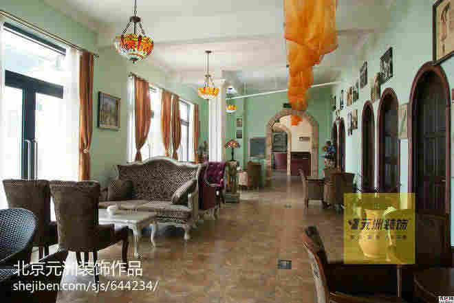 欧式咖啡馆门头设计装修效果图 咖啡馆缄门设计装修效果图片