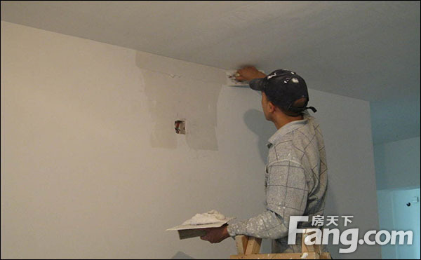 室内装修腻子和油漆的厚度_景洪装修腻子涂料施工人员招聘_腻子找平厚度