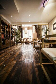 美甲纹绣店装修效果图_高端纹绣装修效果图_自助餐厅装修效果工业风图