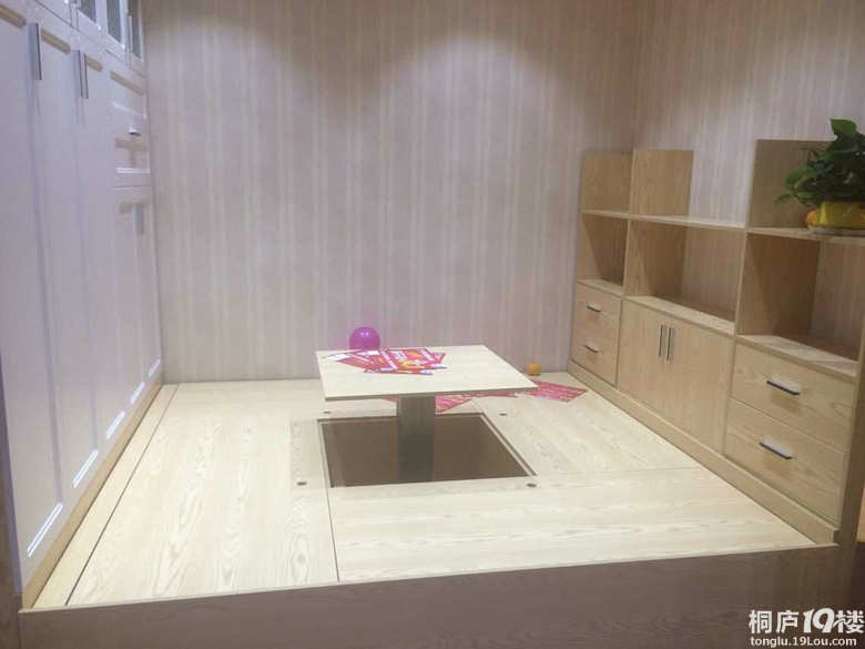 6米高客厅装修效果图_房高4米怎么装修效果图_婚房装修效果图片