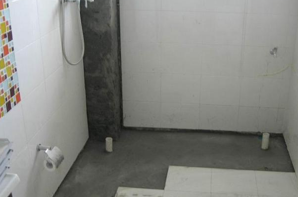 外墙防水20平方多少钱_80平方房翻装修_装修防水多少钱一平方