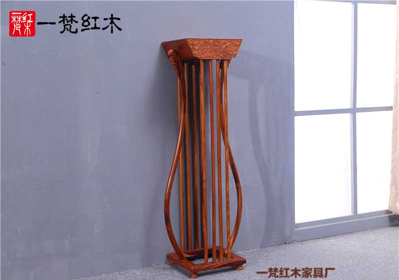 红木家具不适合现代装修风格？看到图片才知什么叫美！