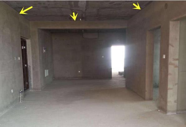 谁说装修一定要吊顶？家里层高矮，木工建议这样装，效果贼好