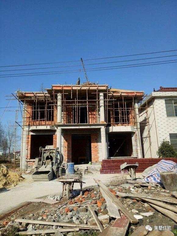 农村小伙自建2层小别墅，主体+装修共花40万【多图】