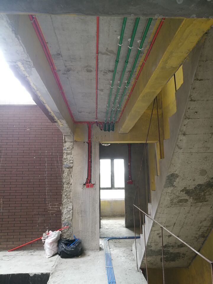 求一套cad别墅图纸含建筑设备水电_装修水电经验_别墅装修水电管道全部裸露