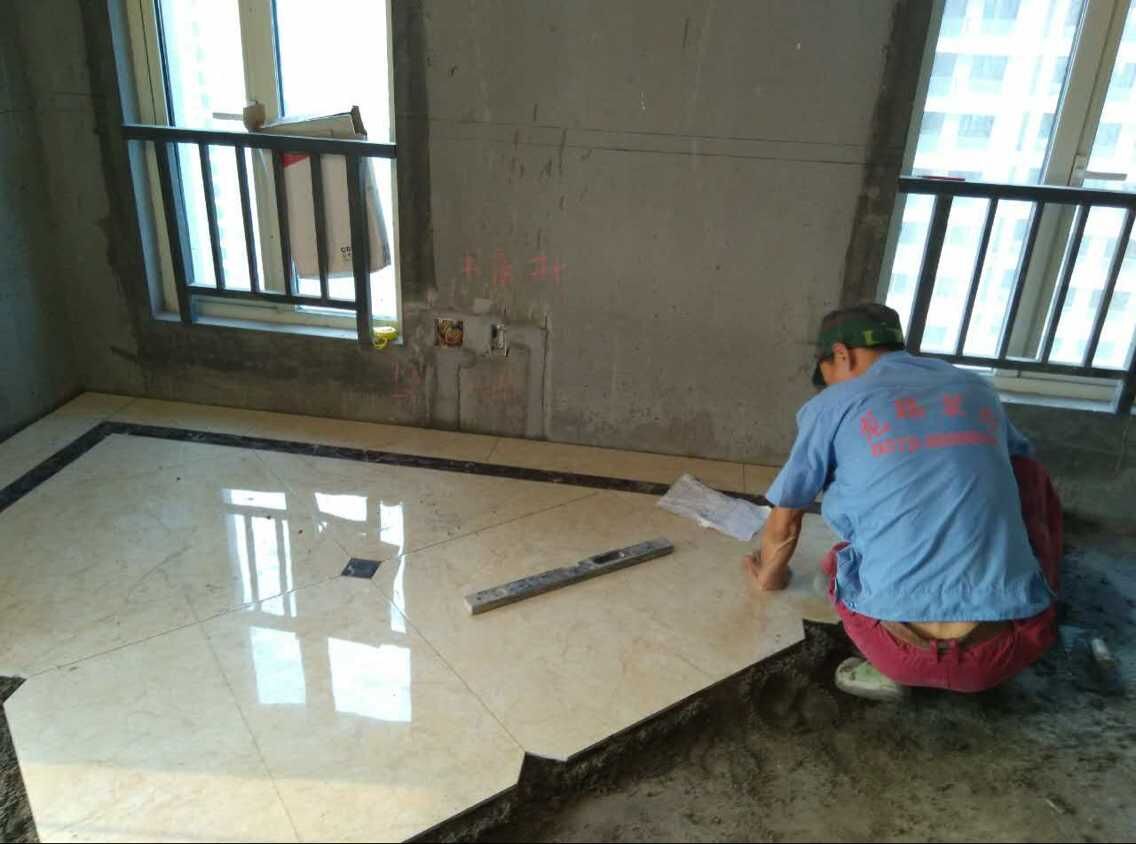 石材装修与瓷砖装修_装修工程的施工顺序_家庭装修沾瓷砖施工顺序