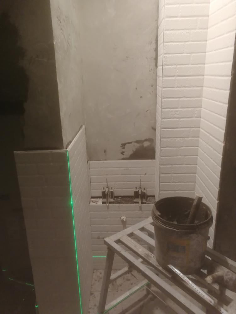 装修木工材料清单_木工装修时需要保护瓷砖吗_二手房装修 木工现场制作装饰