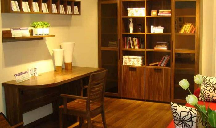 家具白色油漆工序_维修家具油漆和材料_家具的油漆和装修材料中的有机物