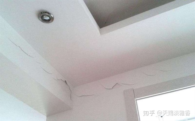 墙体裂缝怎么处理_墙体裂缝修补怎么处理_装修拆改的墙体裂缝