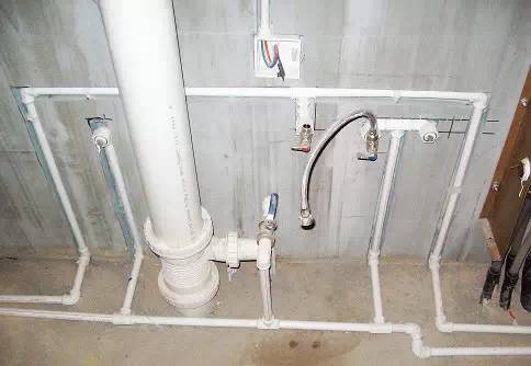 家里装修水电工包安装卫浴和灯吗_乐家卫浴装修效果_装修电工基础知识