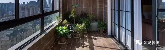 阳台要贴瓷砖，记住一定要这样贴 . . .