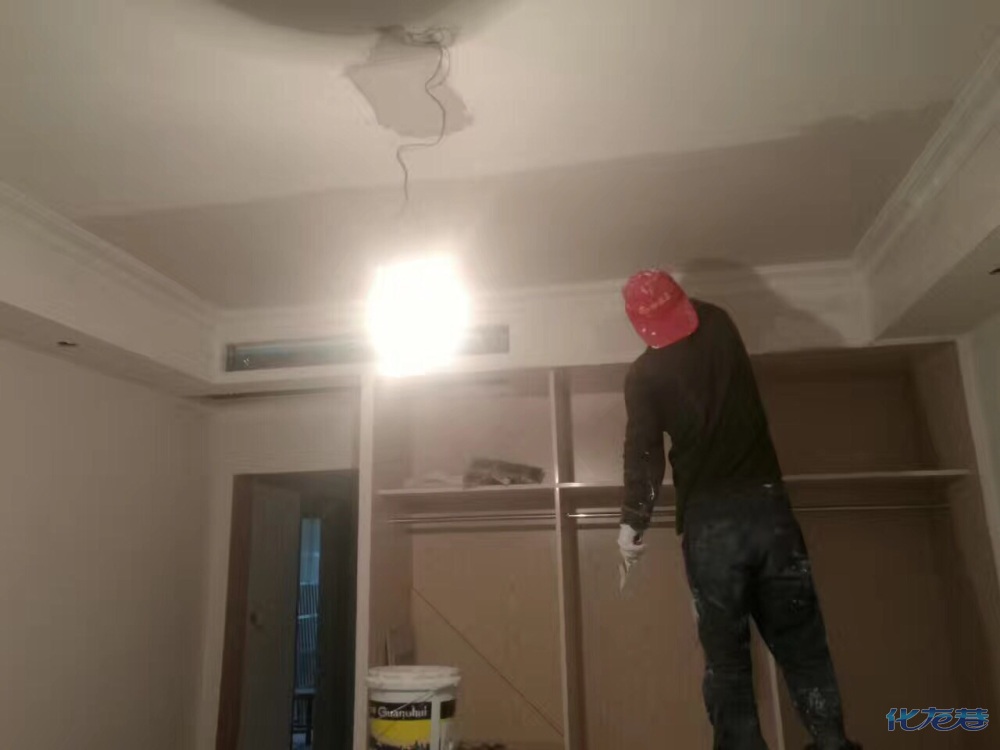 装修油漆工序要多久_装修油漆工活的平台_装修墙面油漆工序