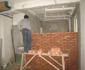 砖墙装修如何施工_砖墙砌筑施工工艺_砖墙施工工艺
