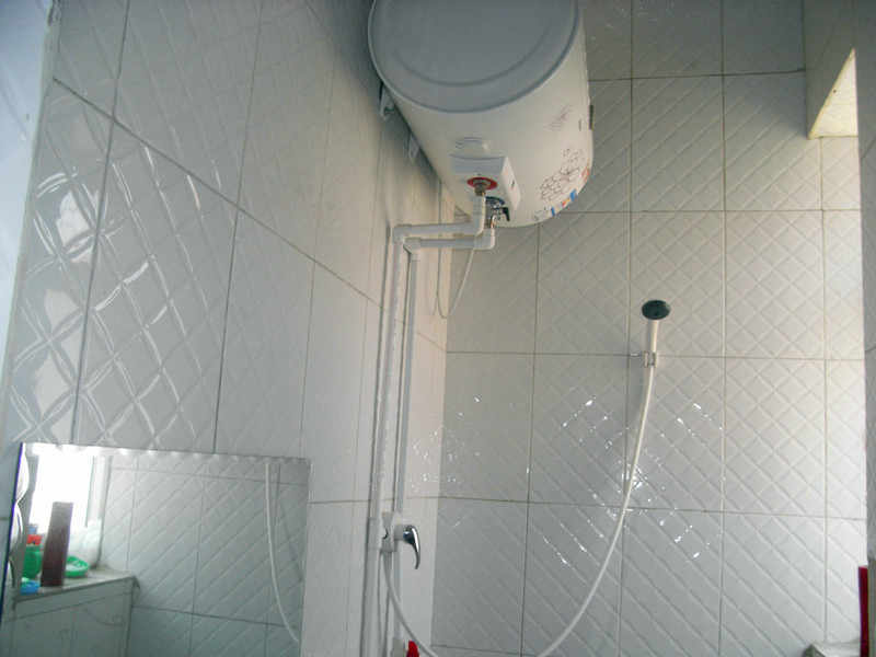 水管和弯头间锈住了怎样才能卸下来_卫生间水管施工装修图_软式透水管施工