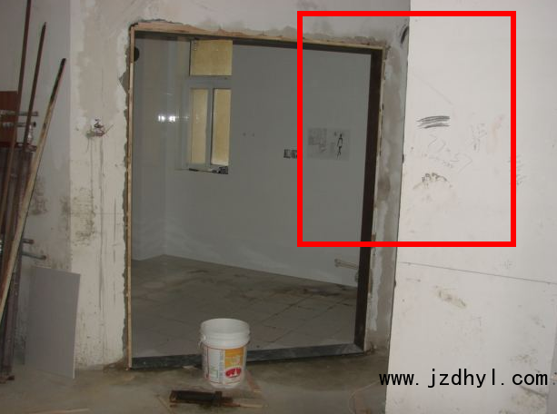 装修先油漆还是先装门_装修墙面油漆工序_装修油漆师傅