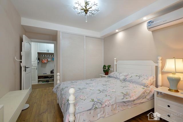 装修新房多久可以入住_新房装修好还没入住墙布发霉_新房装修多久才能入住