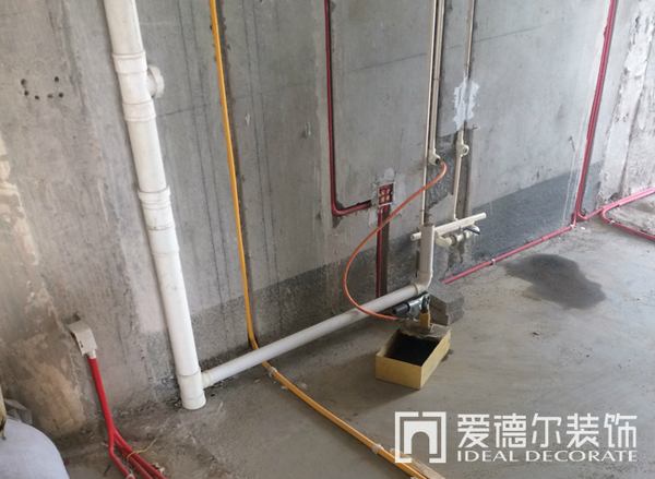 装修水电打孔打歪了_装修梁上打孔很普遍_空调打孔多少钱 装修效果图