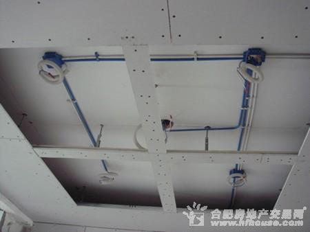 施工吊篮施工安全规范_装饰装修施工安全隐患_安全动态隐患