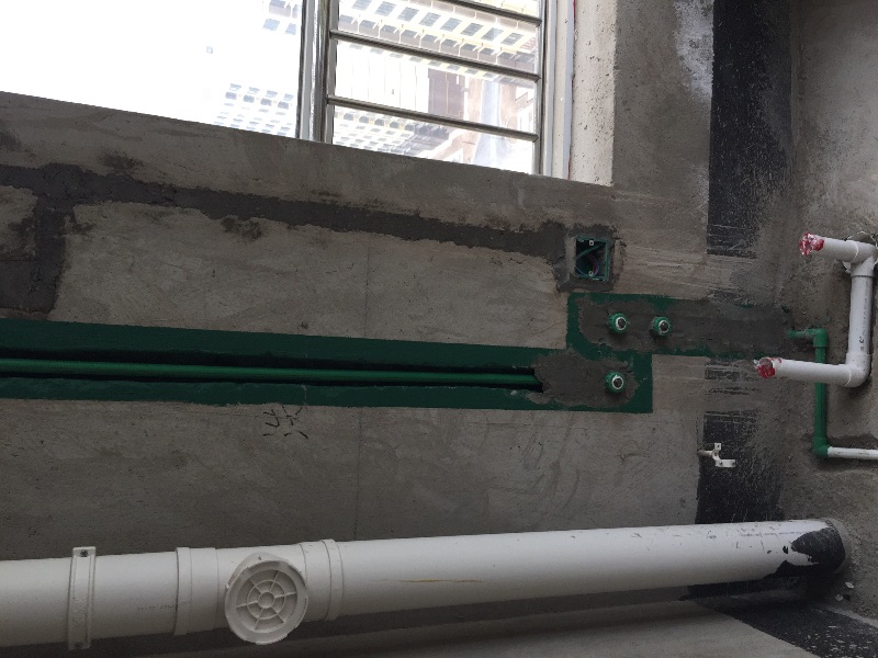 金属屋面防水贝斯基层涂料在山东济南有专业施工队伍吗_装修水管切槽里还涂防水吗_防水套管预埋管槽开挖施工