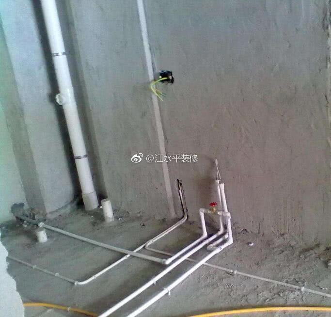 水电装修水管在上还是下_装修水电价格_厨房洗菜盆下水管安装